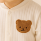 Baby jumpsuit med björnbrodering - mjuk i bomull