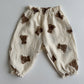 Barnkläder, babykläder,  Barnbyxor framtill beige björnar